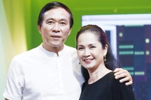 NSND Lan Hương: "Chồng tôi sợ nhất về nhà vợ không nói gì"