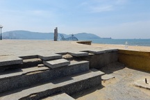 Công viên ven biển 244 tỷ đồng mới đưa vào sử dụng đã hư hỏng