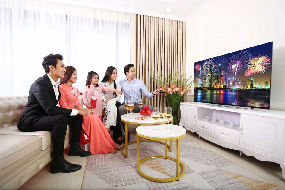 3 lý do để Tết này chơi TV OLED - 2 3 lý do để Tết này chơi TV OLED - 2