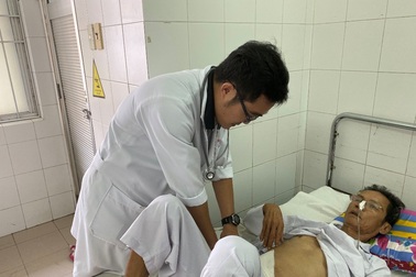 Cứu sống bệnh nhân bị xuất huyết không cần phẫu thuật