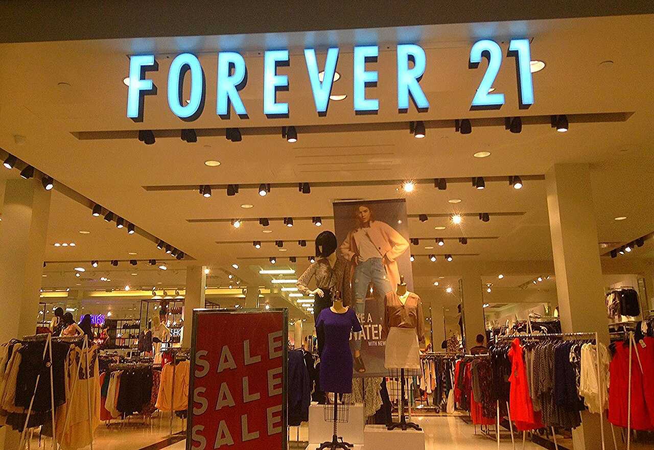 Forever 21 sụp đổ tại Mỹ: Ông lớn thời trang bị đè bẹp bởi Shein và Temu - 1