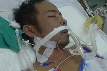 Bị sốc nhiễm khuẩn, vợ nhìn chồng chết mòn