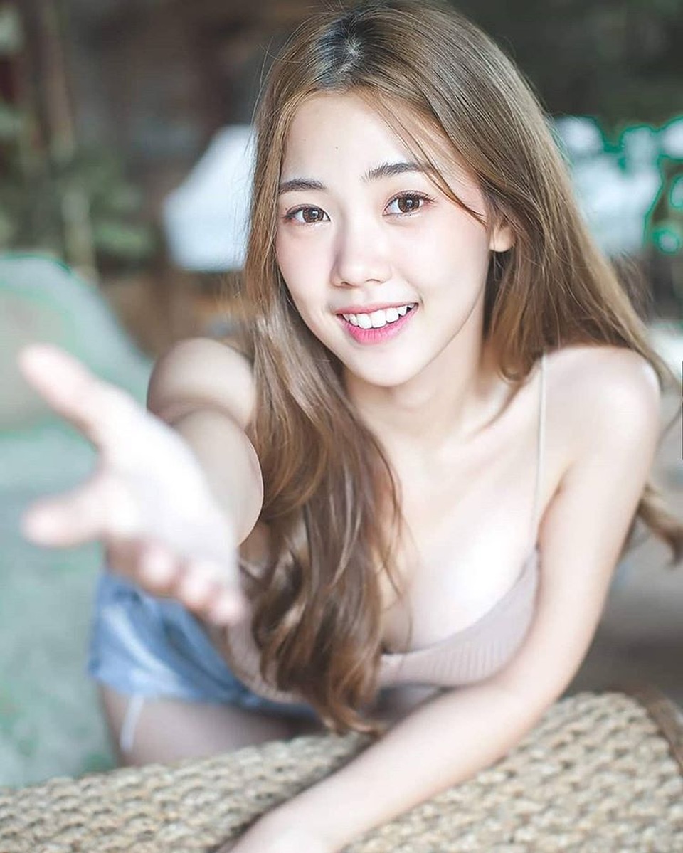 Nụ cười tỏa nắng của hot girl Thái Lan hút nửa triệu fan trên mạng xã hội - 7 Nụ cười tỏa nắng của hot girl Thái Lan hút nửa triệu fan trên mạng xã hội - 7