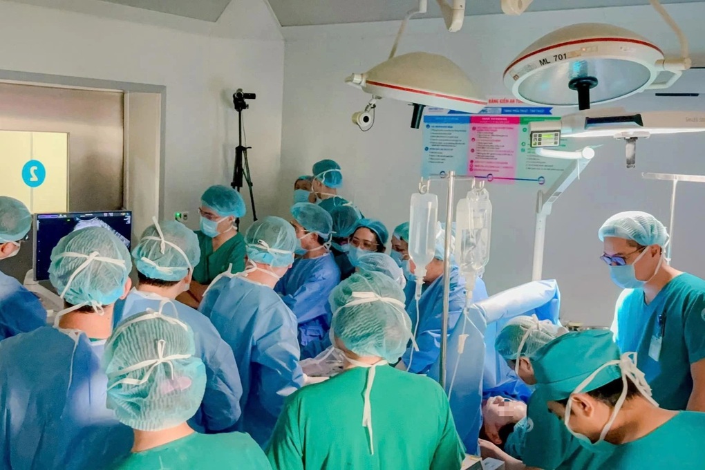 Special things happened to the fetal cardiologist who saved the baby of a Singaporean mother - 2 Điều đặc biệt đến với bác sĩ thông tim bào thai cứu con sản phụ Singapore - 2