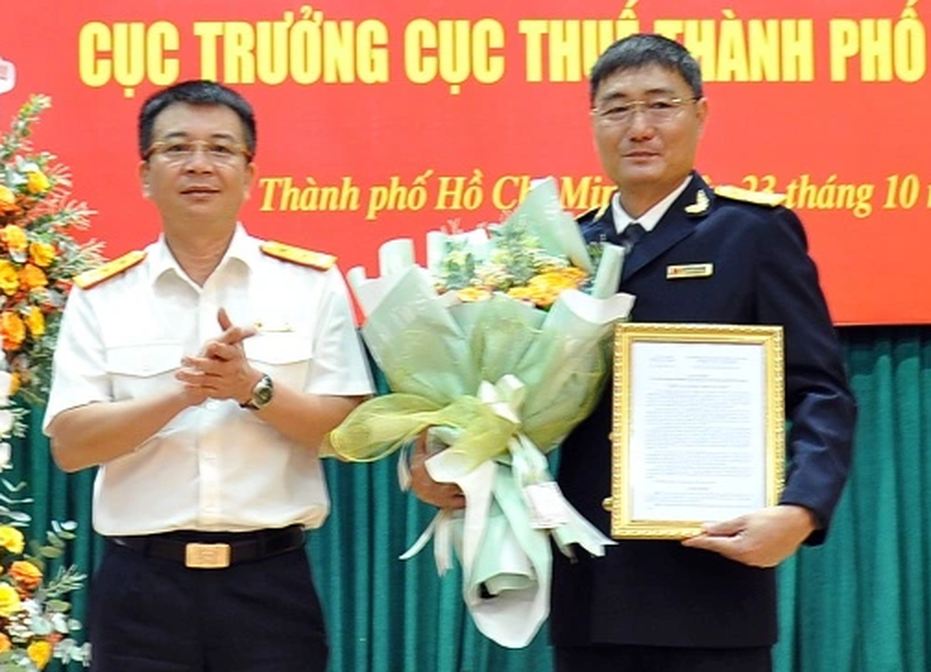 Cục Thuế TPHCM có cục trưởng mới - 1 Cục Thuế TPHCM có cục trưởng mới - 1