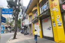 Nhà phố "đất vàng" TPHCM gặp khó, giá chào thuê giảm sốc tới 50%