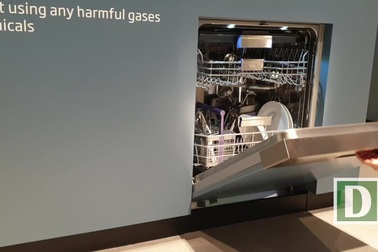 Cận cảnh máy rửa chén đầu tiên trên thế giới có công nghệ "không mùi"
