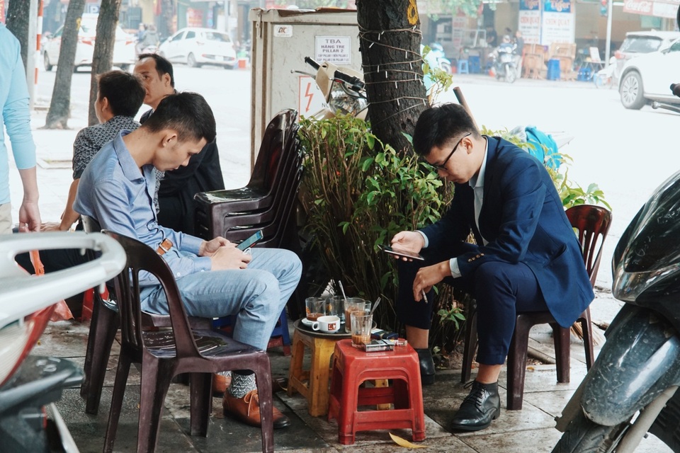 Văn hóa cà phê xưa và nay trong tiềm thức người Hà Nội - 7 Văn hóa cà phê xưa và nay trong tiềm thức người Hà Nội - 7