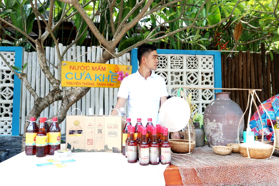 Hội An khai trương chợ phiên làng chài, tái khởi động du lịch hậu Covid-19 - 8 Hội An khai trương chợ phiên làng chài, tái khởi động du lịch hậu Covid-19 - 8