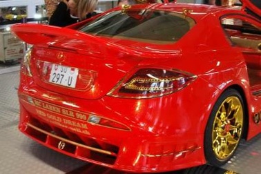 SLR McLaren đỏ mạ vàng - “Ác mộng” của Mercedes