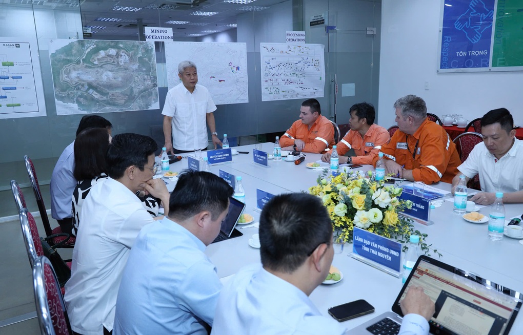 Cần tự động hóa các công việc nguy hiểm để tránh rủi ro cho người lao động - 4 Cần tự động hóa các công việc nguy hiểm để tránh rủi ro cho người lao động - 4
