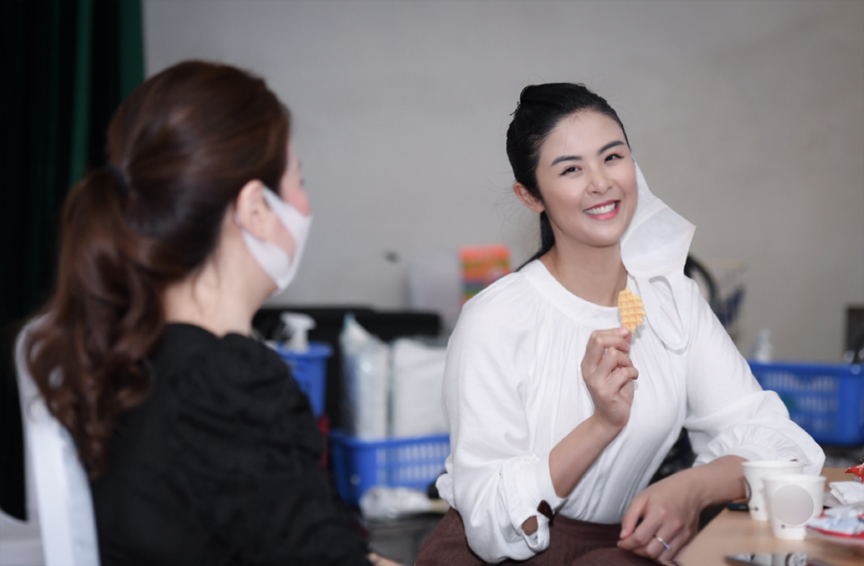 Hiến máu lần 7 giữa đại dịch, Hoa hậu Ngọc Hân kể câu chuyện rớt nước mắt - 8 Hiến máu lần 7 giữa đại dịch, Hoa hậu Ngọc Hân kể câu chuyện rớt nước mắt - 8