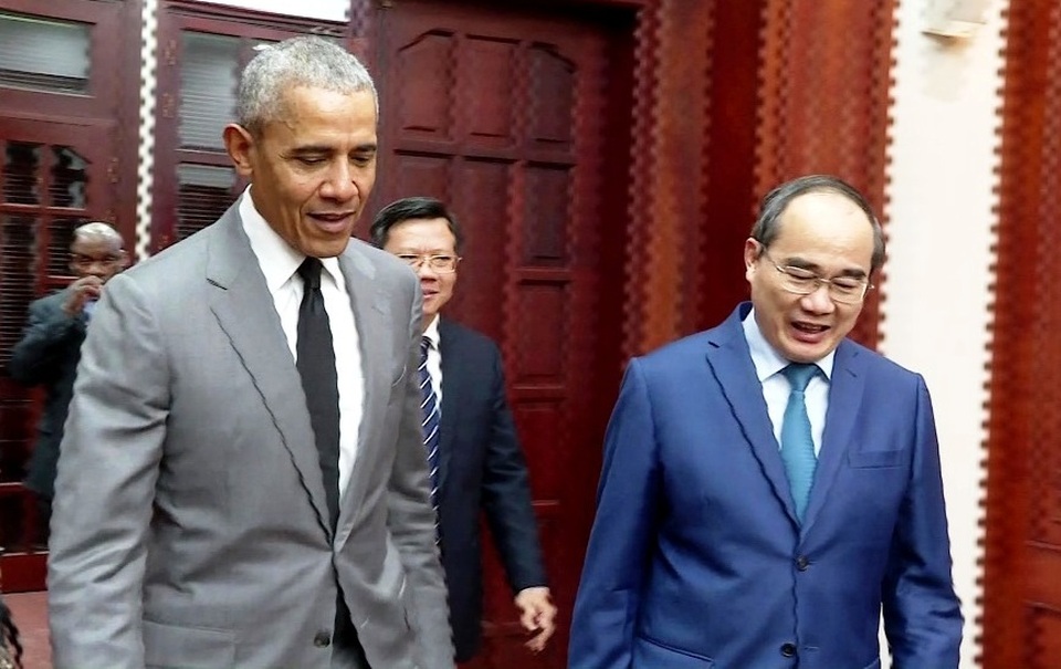 Cựu Tổng thống Hoa Kỳ Barack Obama bất ngờ trở lại TPHCM - 1 Cựu Tổng thống Hoa Kỳ Barack Obama bất ngờ trở lại TPHCM - 1
