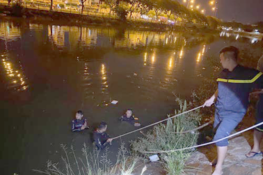 Hai phụ nữ cãi nhau rồi nhảy xuống kênh, 1 người tử vong