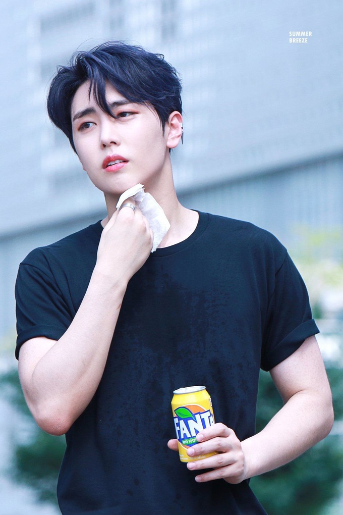 Idol có giọng hát đẹp nhất trong mắt netizen: Jimin, Rosé bị chê vẫn lọt top, EXO chỉ có 1 đại diện nhưng bất ngờ nhất là Jennie - Ảnh 30. Idol có giọng hát đẹp nhất trong mắt netizen: Jimin, Rosé bị chê vẫn lọt top, EXO chỉ có 1 đại diện nhưng bất ngờ nhất là Jennie - Ảnh 30.