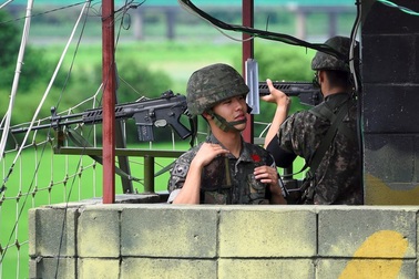 Lính Hàn Quốc chết do trúng đạn ở biên giới với Triều Tiên