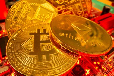 Bitcoin "bốc hơi" 10.000 USD trong 1 giờ, chuyện gì đang xảy ra?