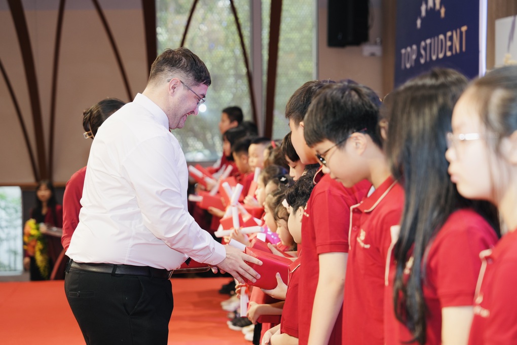 Cho trẻ thi chứng chỉ Cambridge từ sớm: Vấn đề được nhiều phụ huynh quan tâm - 5