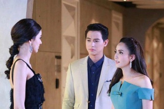 Cấm vợ đi họp lớp vì sợ ngoại tình, các ông chồng kém cỏi đến thế sao?