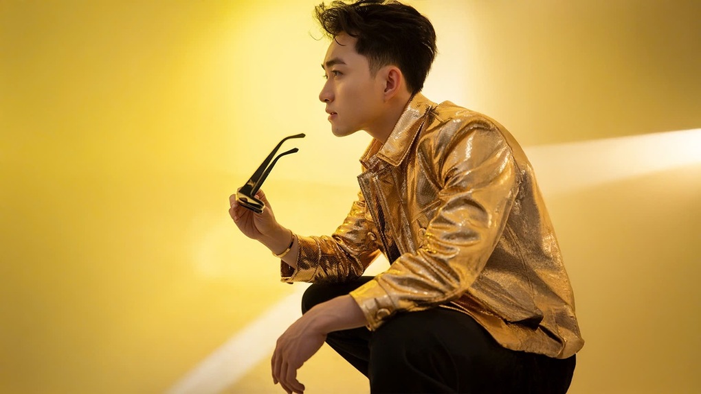 Wie geht es Trung Quang, dem Bolero Idol 2016-Champion, jetzt? - 2 Quán quân Thần tượng Bolero 2016 Trung Quang giờ ra sao? - 2