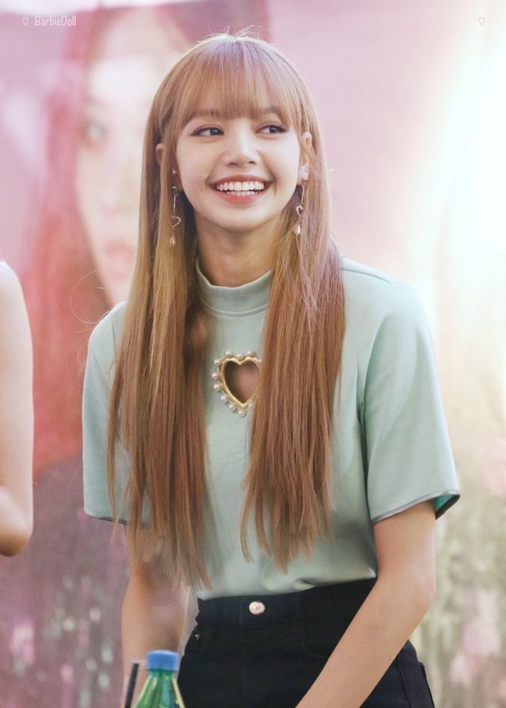 Lisa (Blackpink) phá loạt kỷ lục với album solo đầu tay - 5 Lisa (Blackpink) phá loạt kỷ lục với album solo đầu tay - 5