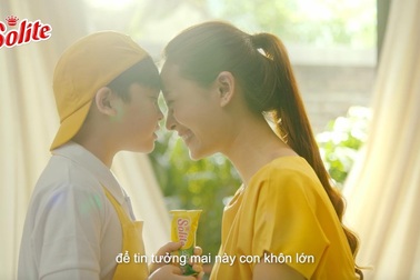 Trao sức mạnh tự tin, bản lĩnh cho con bằng "mềm dịu" của mẹ