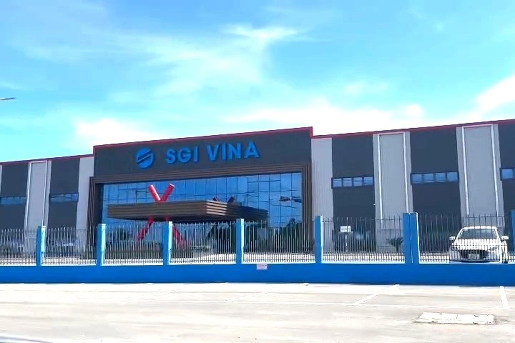 Nổ lớn tại nhà máy SGI Vina, 12 người nhập viện cấp cứu - 1 Nổ lớn tại nhà máy SGI Vina, 12 người nhập viện cấp cứu - 1