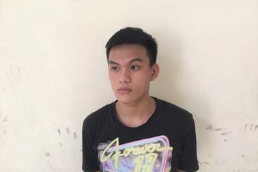 Đi trả thù cho người yêu cũ, thấy có người "chép miệng" liền đánh tới tấp