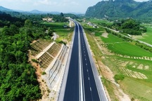 Gần 147.000 tỷ đồng đầu tư xây dựng 729 km cao tốc Bắc - Nam