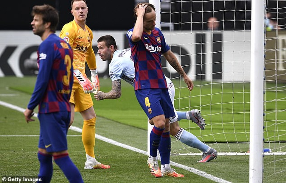 Messi và Suarez tỏa sáng, Barcelona vẫn hòa thất vọng Celta Vigo - 5 Messi và Suarez tỏa sáng, Barcelona vẫn hòa thất vọng Celta Vigo - 5