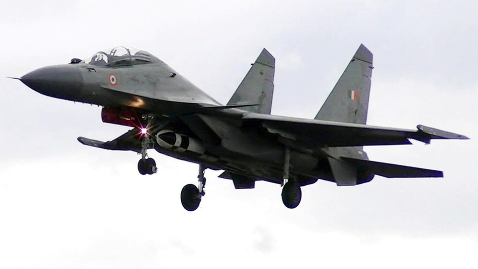 Video “hổ mang chúa” Su-30 Ấn Độ thử tên lửa hành trình nhanh nhất thế giới - 1 Video “hổ mang chúa” Su-30 Ấn Độ thử tên lửa hành trình nhanh nhất thế giới - 1