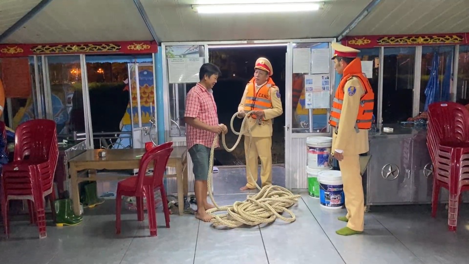 Yêu cầu người dân không ra khỏi nhà từ 20 - 21h tối nay - 5 Yêu cầu người dân không ra khỏi nhà từ 20 - 21h tối nay - 5