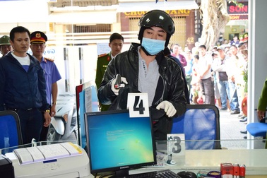 Đối tượng dùng súng cướp ngân hàng BIDV lãnh án 15 năm tù