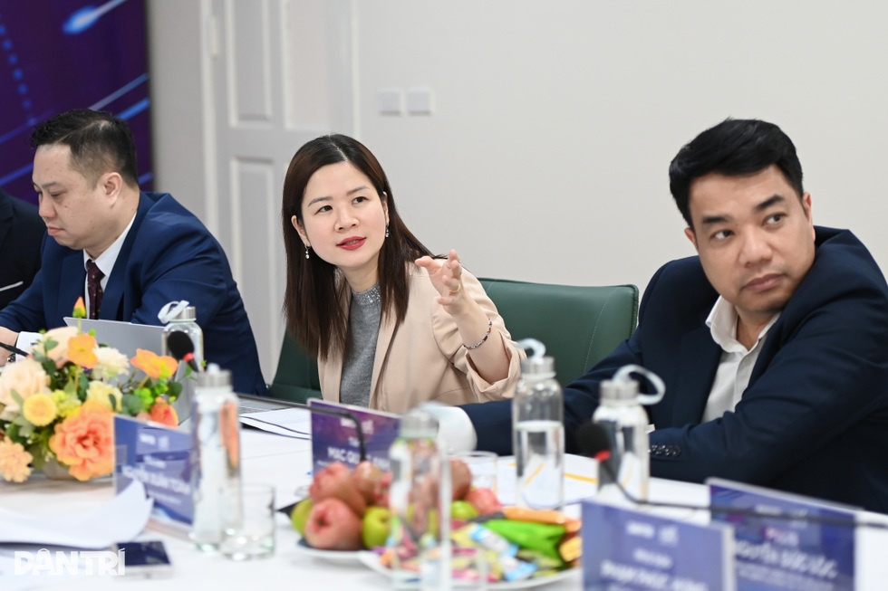 Hội đồng Thẩm định thảo luận sôi nổi về Giải thưởng ESG Việt Nam - 4