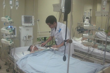 Cứu sống ca ngừng tim do điện giật trong bão số 3