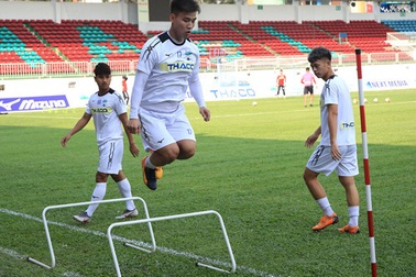 Vũ Văn Thanh hồi phục, HA Gia Lai mơ về thành tích cao tại V-League