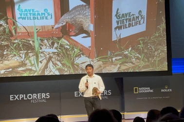 "Người rừng" Việt Nam vinh dự nhận giải thưởng Wayfinder thế giới