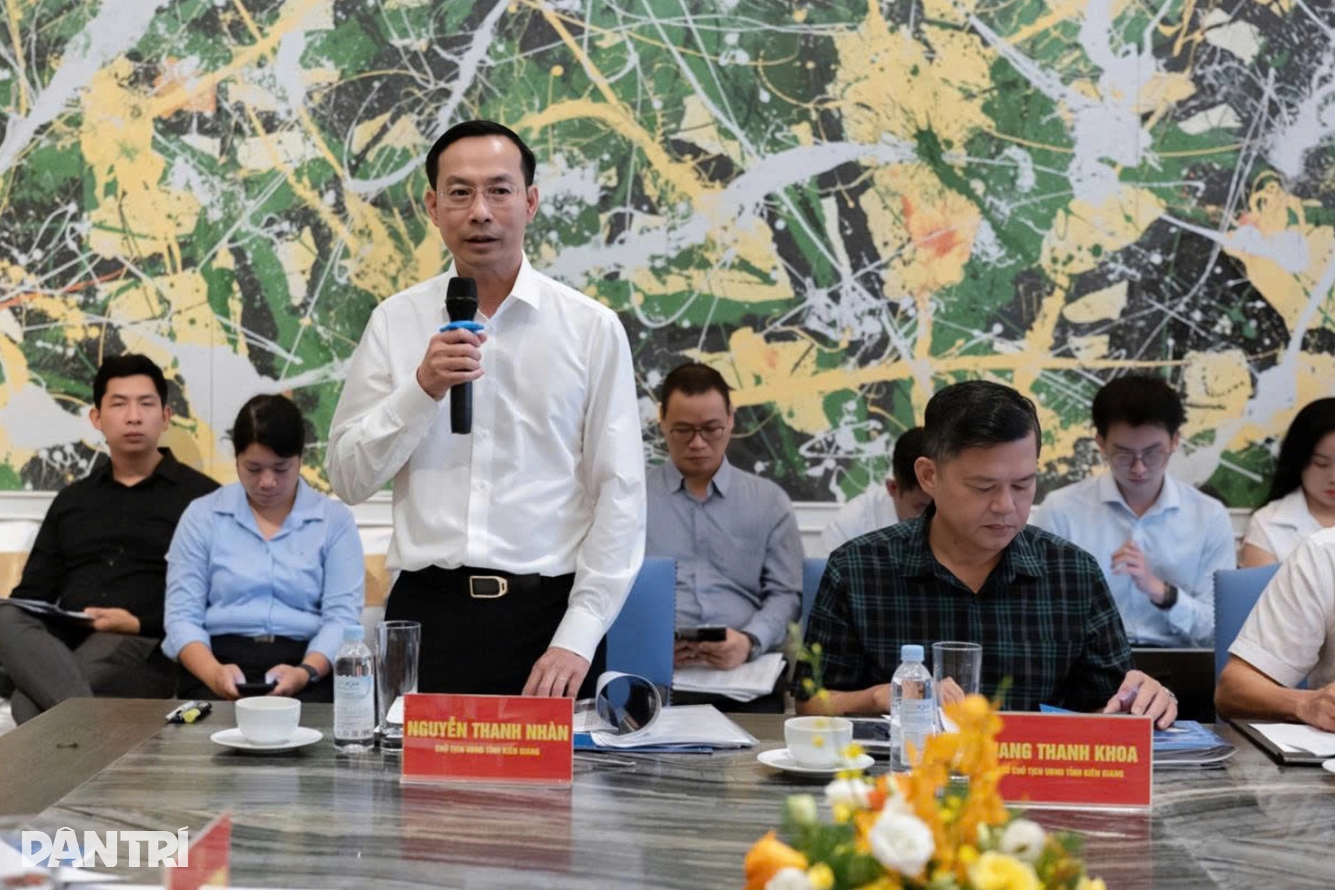 Đồng lòng đưa công trình sân bay Phú Quốc về đích trước hẹn - 6 Đồng lòng đưa công trình sân bay Phú Quốc về đích trước hẹn - 6