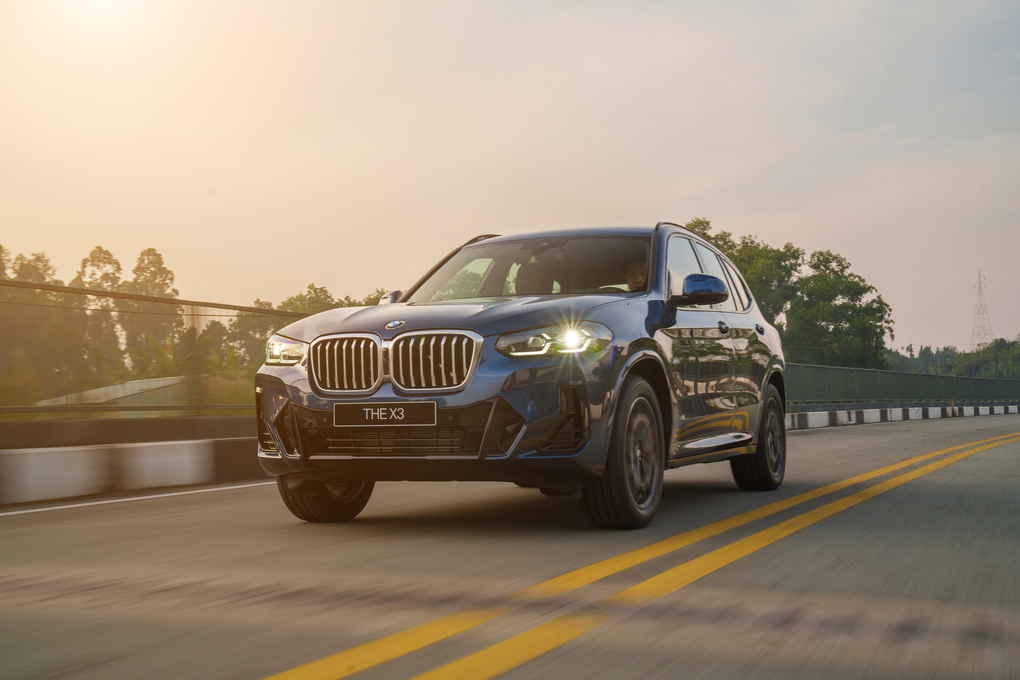 Ưu đãi giá bán cho nhiều mẫu xe BMW trong tháng 10 - 4 Ưu đãi giá bán cho nhiều mẫu xe BMW trong tháng 10 - 4
