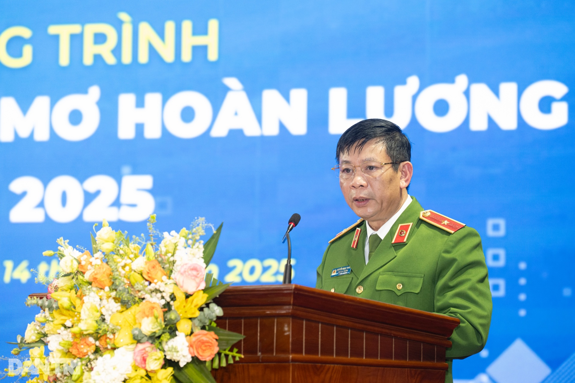 Nữ phạm nhân khóc nức nở, khát khao hoàn lương trở về với gia đình - 2 Nữ phạm nhân khóc nức nở, khát khao hoàn lương trở về với gia đình - 2