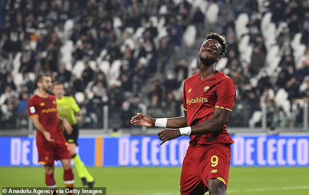 Tranh cãi tình huống AS Roma mất oan bàn thắng trước Juventus - 3 Tranh cãi tình huống AS Roma mất oan bàn thắng trước Juventus - 3