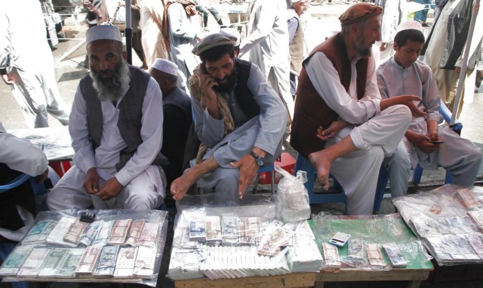 Mỹ chia rẽ chuyện giải ngân 10 tỷ USD cho Taliban - 1 Mỹ chia rẽ chuyện giải ngân 10 tỷ USD cho Taliban - 1
