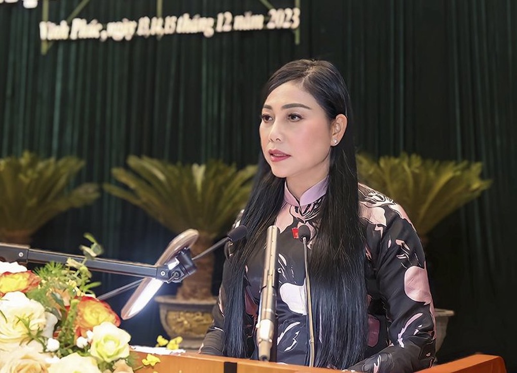 Chủ tịch tỉnh Vĩnh Phúc nhận hơn 53% phiếu tín nhiệm thấp - 1 Chủ tịch tỉnh Vĩnh Phúc nhận hơn 53% phiếu tín nhiệm thấp - 1