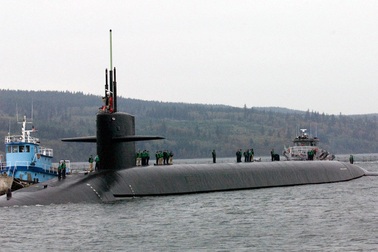 Tàu ngầm hạt nhân Mỹ va chạm với tàu tiếp tế trên Thái Bình Dương