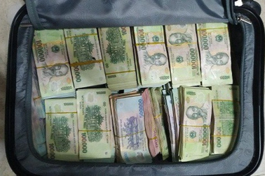 Cuộc giao dịch tại phòng hỏi cung khiến cựu điều tra viên lĩnh 7 năm tù