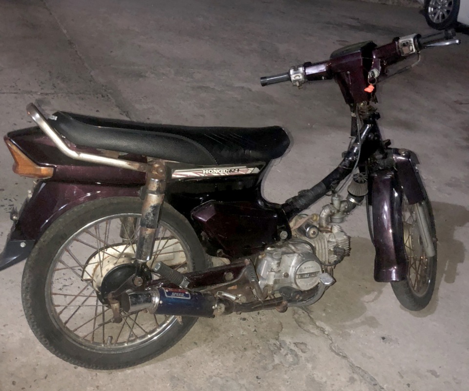Quái xế liên tiếp chặn đường để đua tốc độ ở Sài Gòn - 3 Quái xế liên tiếp chặn đường để đua tốc độ ở Sài Gòn - 3