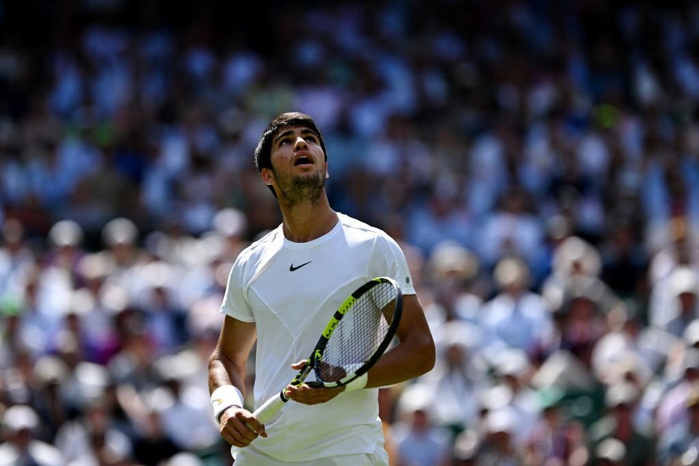 Djokovic loại Wawrinka, Alcaraz dễ dàng đi tiếp - 3 Djokovic loại Wawrinka, Alcaraz dễ dàng đi tiếp - 3