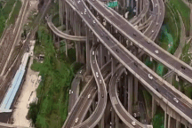 Choáng với “ma trận” giao lộ Trung Quốc nhìn từ trên cao