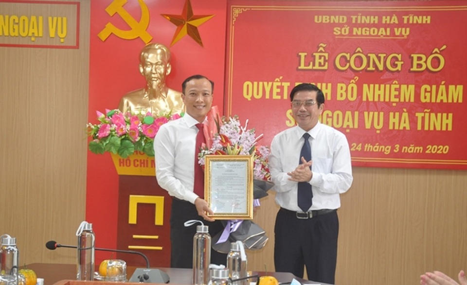 Hà Tĩnh có tân Giám đốc Sở Ngoại vụ - 1 Hà Tĩnh có tân Giám đốc Sở Ngoại vụ - 1