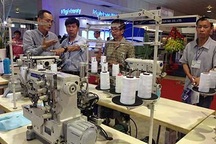 Hàng hóa Trung Quốc gắn mác ngoại lừa người mua